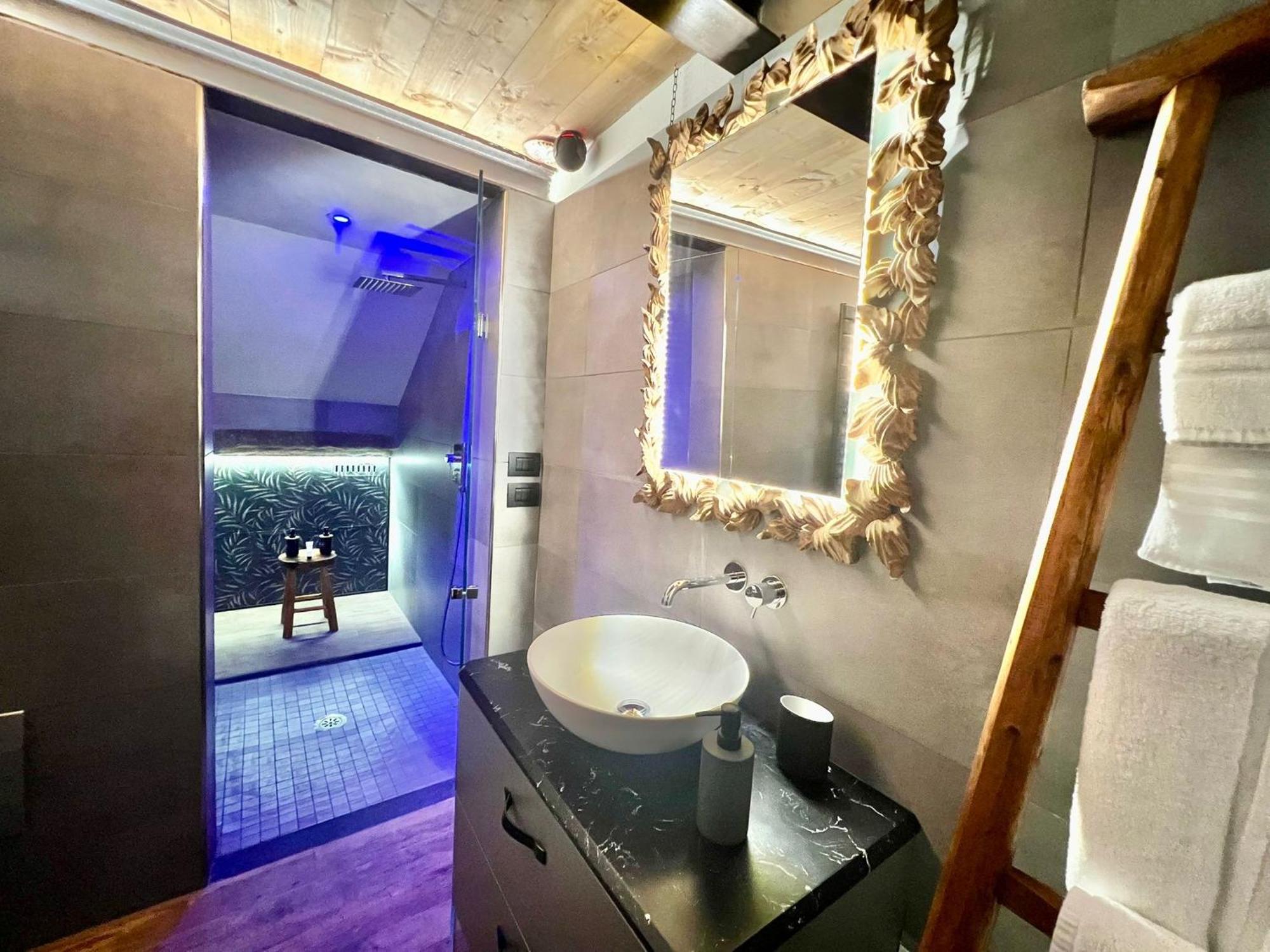 Al 53 Luxury Place In Сан-Миниато Экстерьер фото